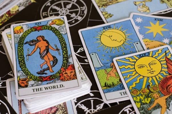 Leitura grátis de Tarot e consultas 24h